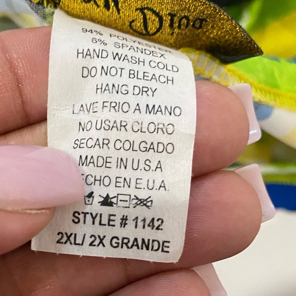 ⁉️Vibrant Maxi Dress - Picture 3 of 3